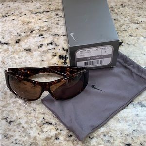 Nike Tortoise/Brown Lens Arc Angel sunglasses